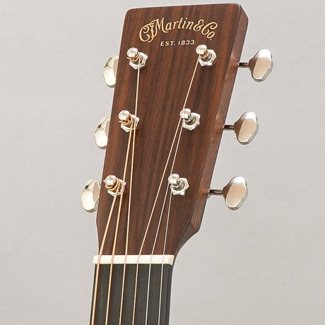 [New_Specifications]_D-18_STANDARD_Martin_Martin_11