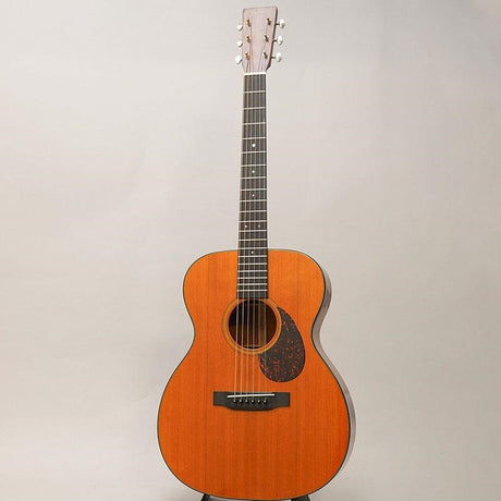 OM-18V_'07_Martin_Martin_03