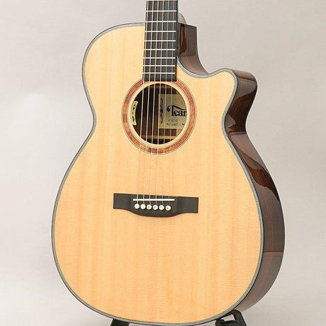 OM-C_R_w_Carlos_VIP-OEM_Tears_01