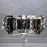 PL-1405SDWD_EBS_[PROLITE_Series_Maple_14x5___Die-Cast_Hoop_-_Ebony_with_White_Stripes]_01