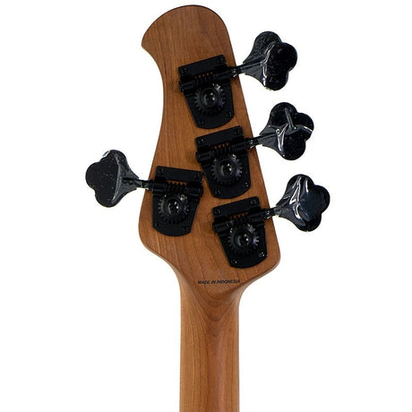 Pete_Wentz_Signature_Stingray_05