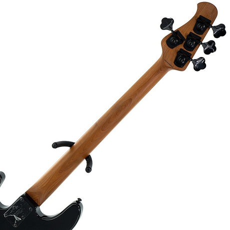 Pete_Wentz_Signature_Stingray_07