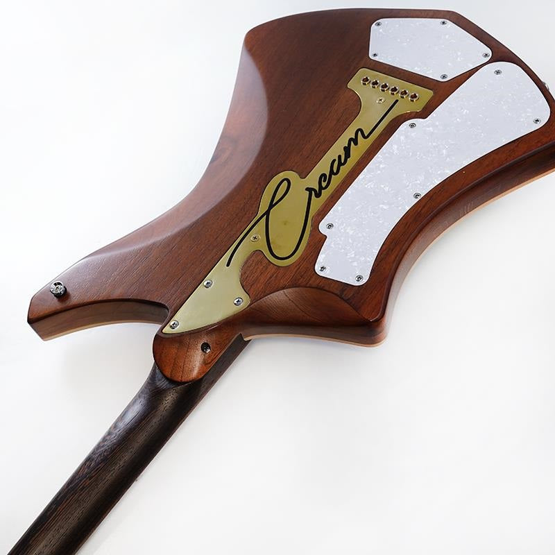 REVOLVER_Standard_WG_R_CH_Gold_Frakes_#M2407R011_07