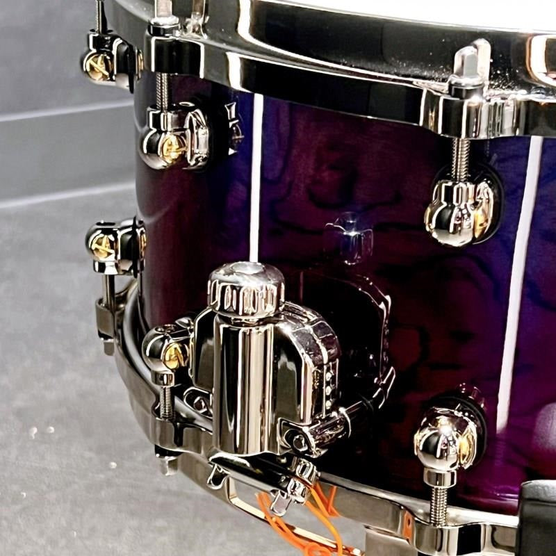 RF1C1465S_N_#T01_[Reference_One_14x6_5_Snare_Drum_-_Limited_Color_Sapphire_Fade_over_Bubinga]_[Pearl_Factory_Tour_2024_Order]_[In-Store_Display_Special_Price]_03
