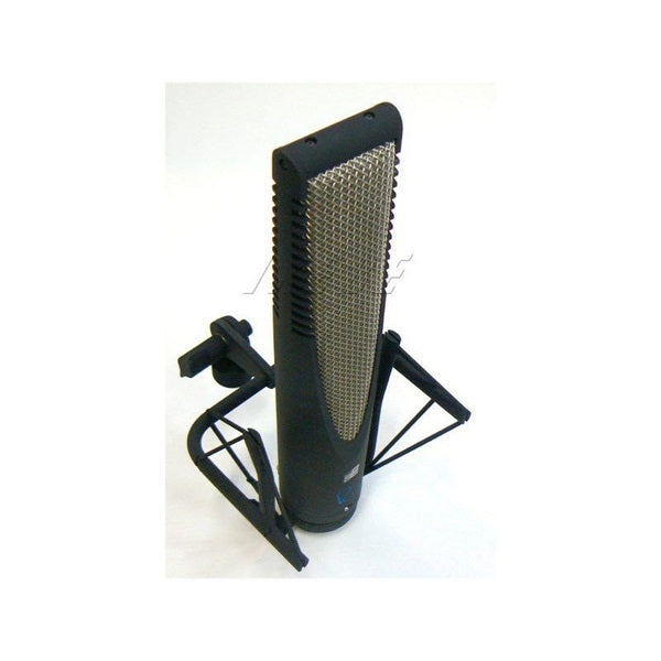 RNR1_Rupert_Neve_Designed_Ribbon_Microphone_(Backorder_Item)_05