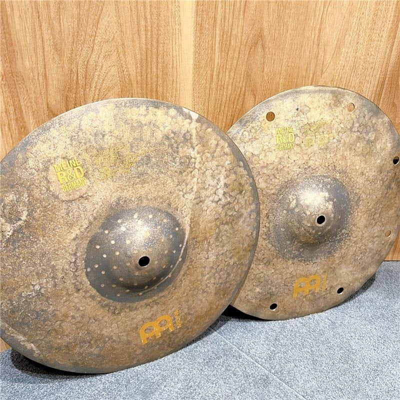 R&D_Prototype_Byzance_Vintage_Pure_Hi-Hats_with_Soundwaves，_Sandblasted，_and_8-hole_14__Guitars_[965g_1400g]_[Special_Order]_02