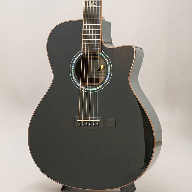 S-101_III_Black_Edition_Morris_01