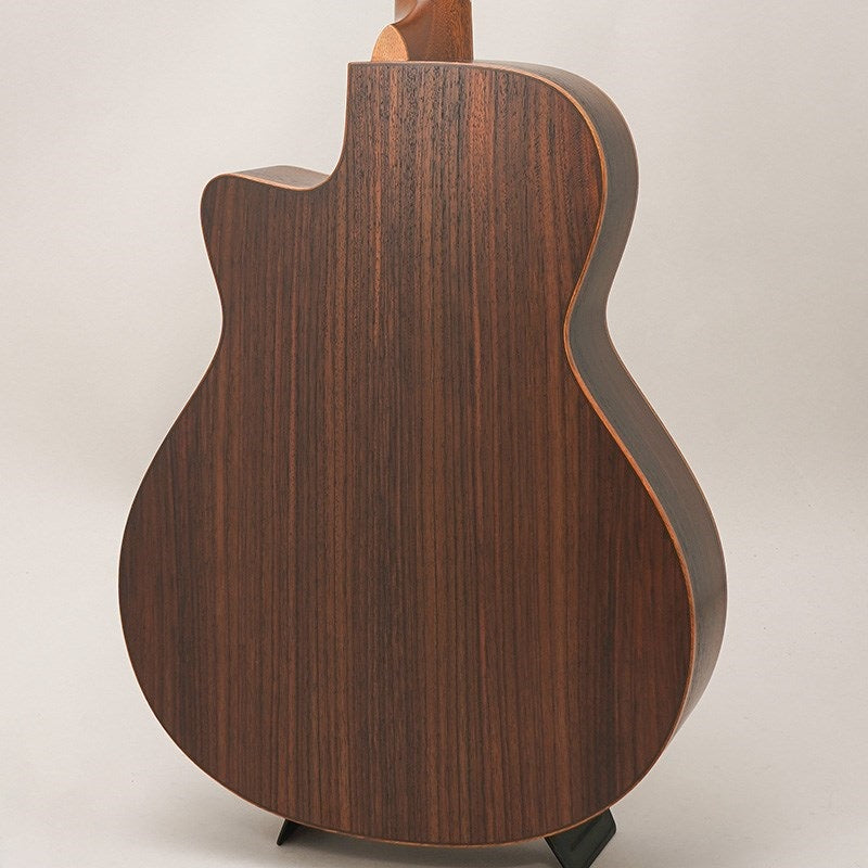 SC-32U_Tokio_Uchida_Signature_Model_Morris_02