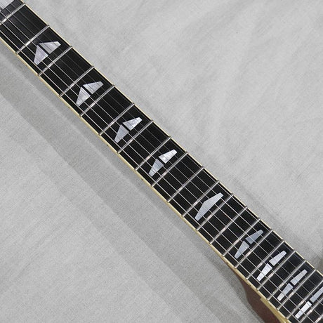 SG-1000_'98_Red_Sunburst_09