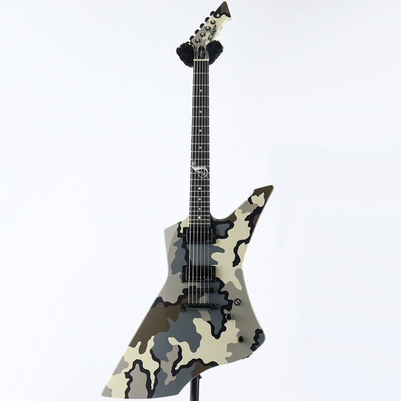 SNAKEBYTE_CAMO_(Kuiu_Camo_Satin)_[SN_E9531252]_[James_Hetfield_Model]_02