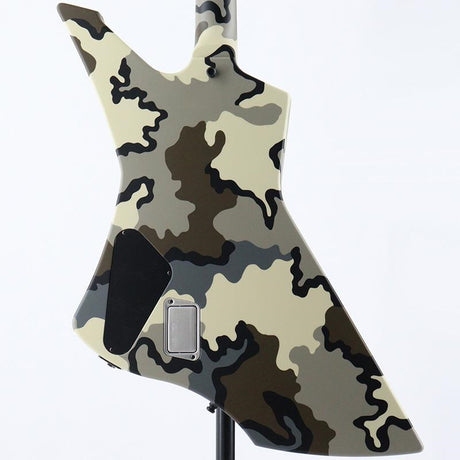 SNAKEBYTE_CAMO_(Kuiu_Camo_Satin)_[SN_E9531252]_[James_Hetfield_Model]_04