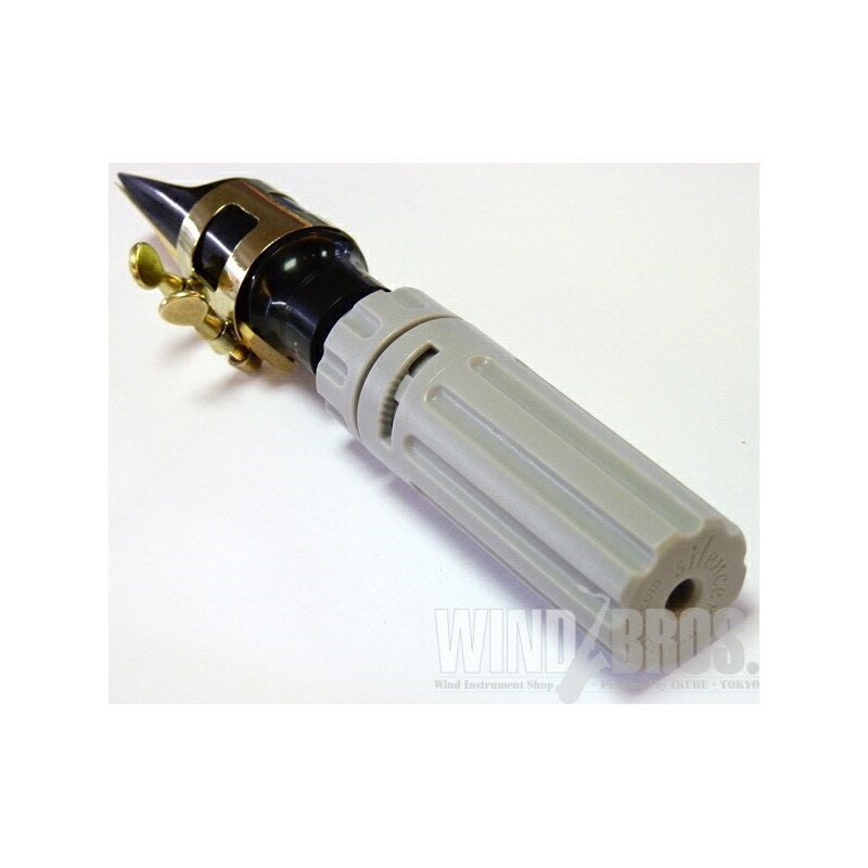 Saxophone_Mouthpiece_Practice_Device_MkII_Silencer_(with_DVD)_01