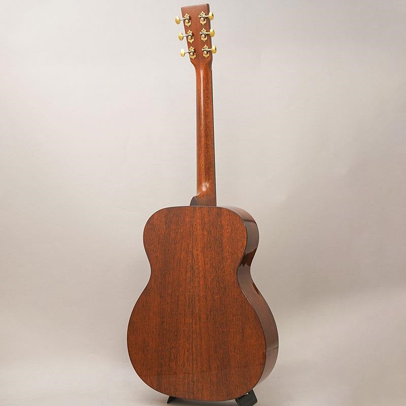 [Selected_by_Staff]_000-18_Modern_Deluxe_#2896574_Martin_04