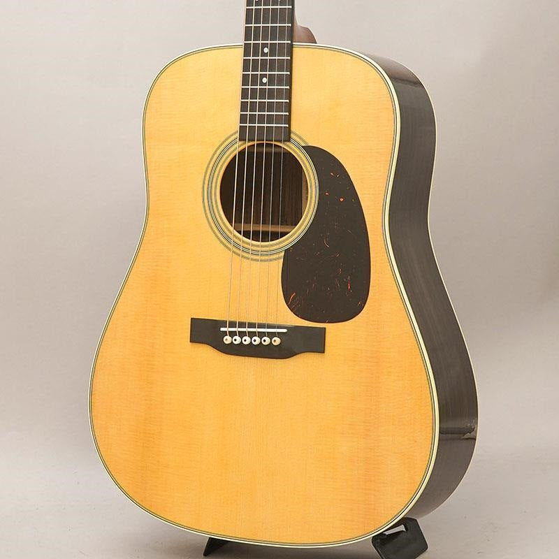 [Selected_by_Staff]_Martin_D-28_Standard_#3046730_01