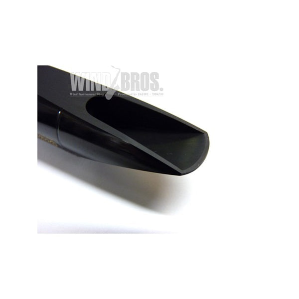 Selmer_Soloist_Alto_Saxophone_Mouthpiece，__Opening__E__02