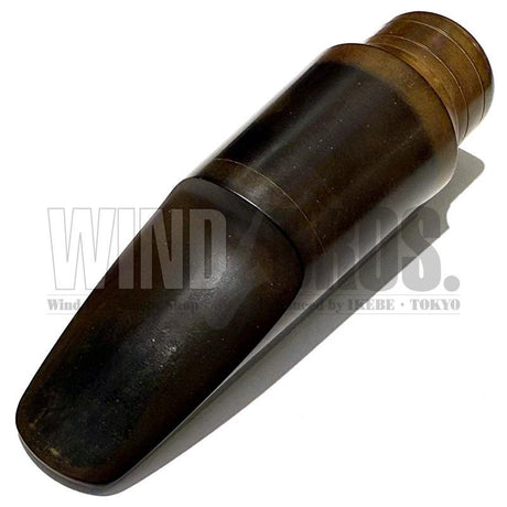 Selmer_USA_Hard_Rubber_M_Tenor_Saxophone_Mouthpiece_01
