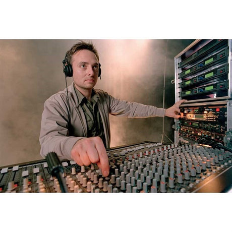 Sennheiser_HD25_PLUS_(Closed-Back_Headphones)_(Distributed_by_authorized_domestic_distributor，_2-year_warranty)_05