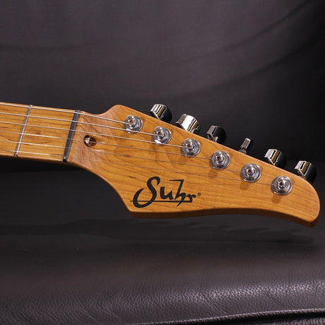 Signature_Series_Andy_Wood_Signature_Modern_T_Classic_Style_Whiskey_Barrel_SN__71567_09