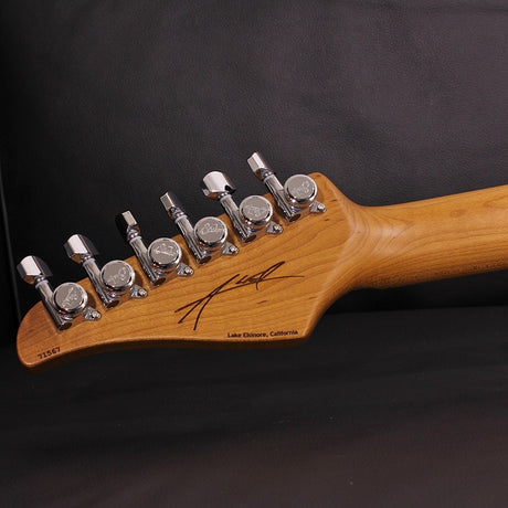 Signature_Series_Andy_Wood_Signature_Modern_T_Classic_Style_Whiskey_Barrel_SN__71567_11
