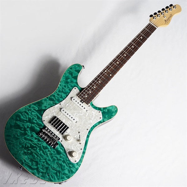 Sonnet_Custom_Studio_(Emerald_Eyes)_02