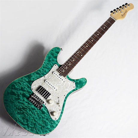 Sonnet_Custom_Studio_(Emerald_Eyes)_02