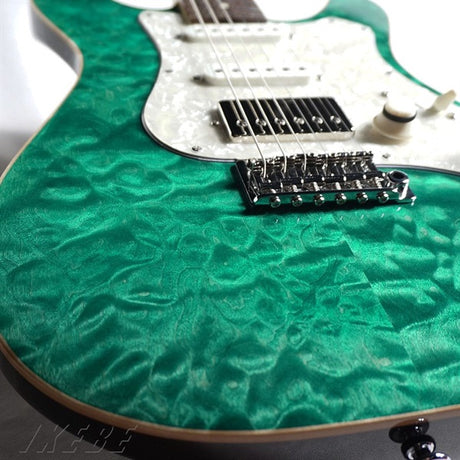 Sonnet_Custom_Studio_(Emerald_Eyes)_04