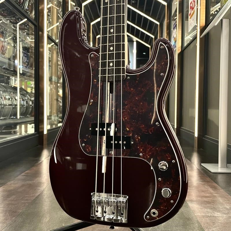 Standard-P_(Mellow_Deep_Red)_01