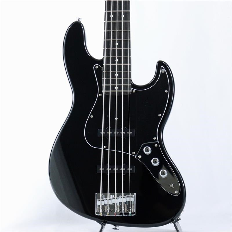 Standard_Series_Beta_J5_(Ebony_Fingerboard_Black_MH)_01