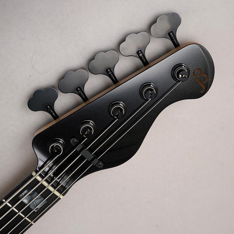 Standard_Series_Beta_PJ5_XL_(Black_Metallic_Block)_07