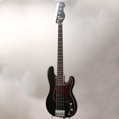 Standard_Series_Beta_PJ5_XL_(Black)_02