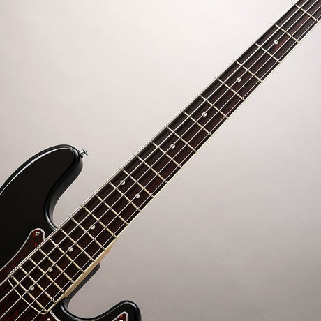 Standard_Series_Beta_PJ5_XL_(Black)_05