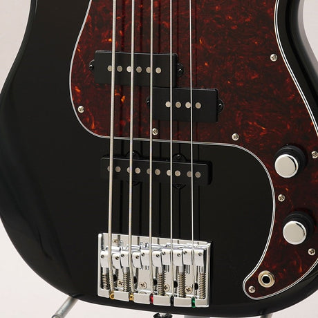 Standard_Series_Beta_PJ5_XL_(Black)_09