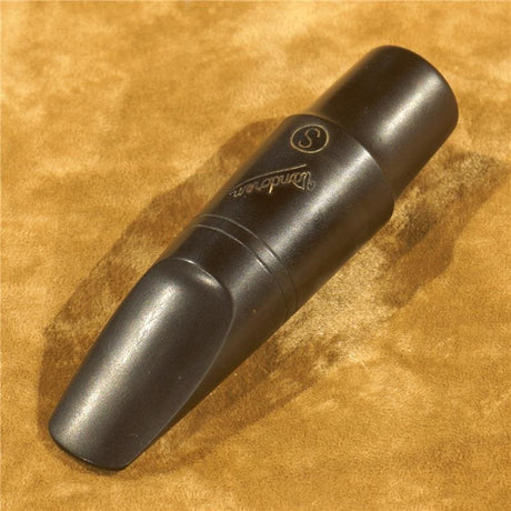 Tenor_Saxophone_Mouthpiece_Vandoren_Hard_Rubber_S_JAZZ_#9_01