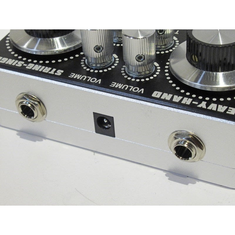 The Duellist (Black Panel) by KING TONE GUITAR – Ikebe Musical