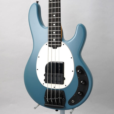 Tim_Commerford_Stingray_Bass_(Passive)_01