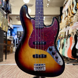 Trad_Master_Series_Beta_J4W__(3_Tone_Sunburst_Light_Aged)_[Wide_Neck_Custom_Model]_01