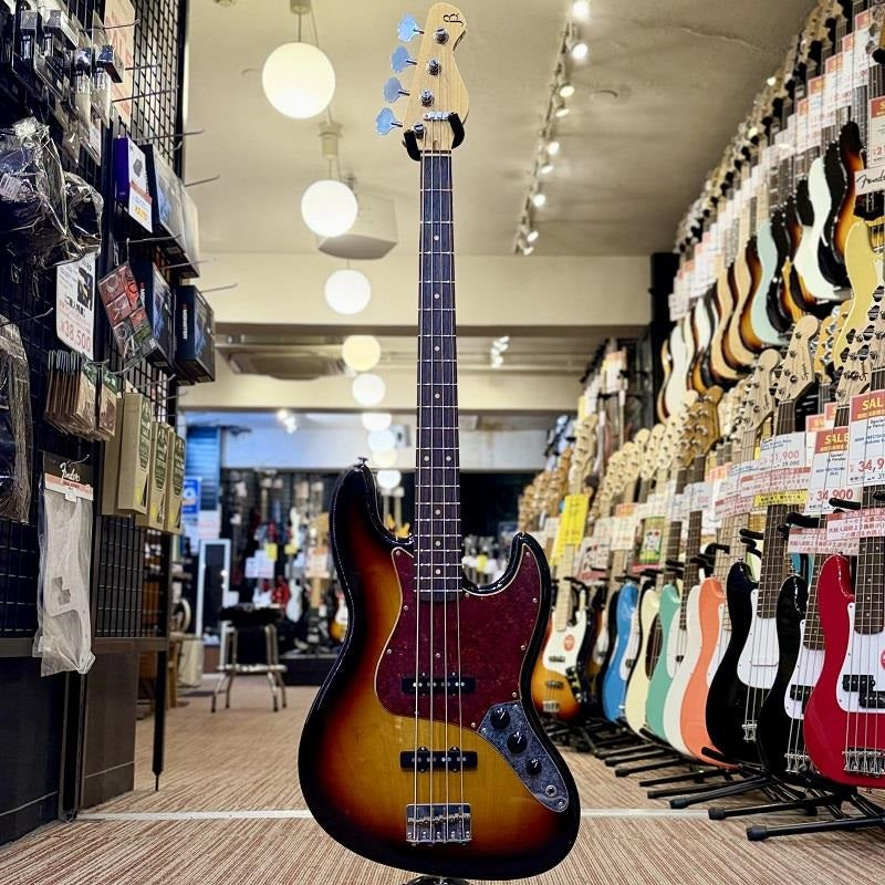 Trad_Master_Series_Beta_J4W__(3_Tone_Sunburst_Light_Aged)_[Wide_Neck_Custom_Model]_02