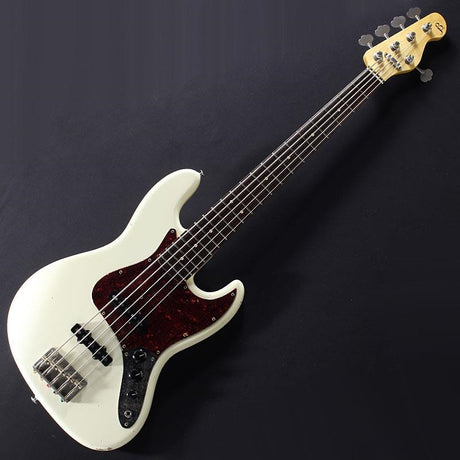 Trad_Master_Series_Beta_J5_(Vintage_White_Light_Aged)_01