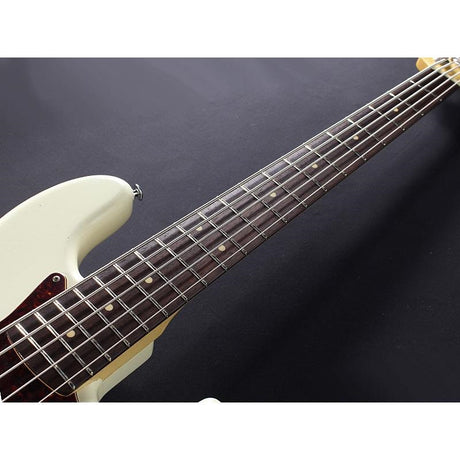 Trad_Master_Series_Beta_J5_(Vintage_White_Light_Aged)_07