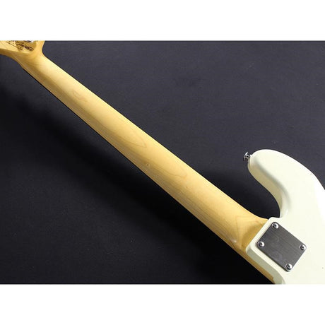 Trad_Master_Series_Beta_J5_(Vintage_White_Light_Aged)_10