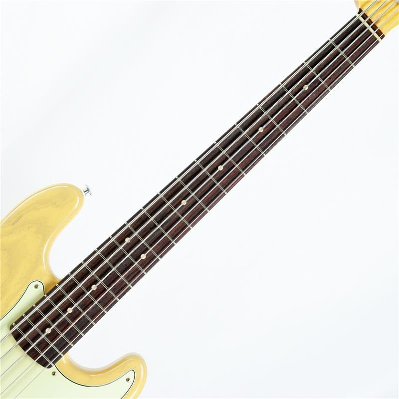 Trad_Master_Series_Beta_P5_Ash_(White_Blond_Light_Aged)_03