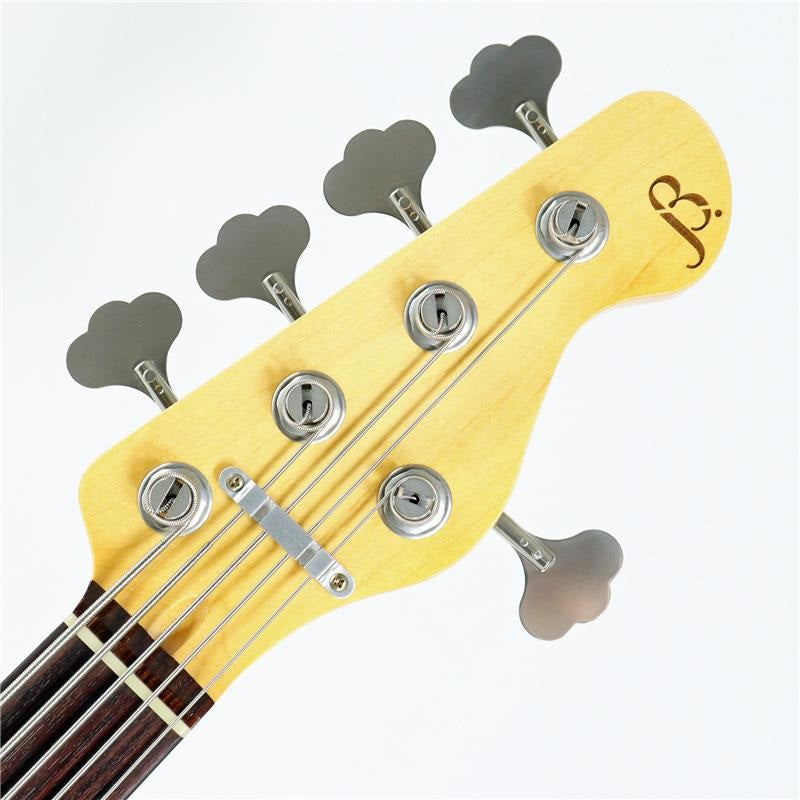 Trad_Master_Series_Beta_P5_Ash_(White_Blond_Light_Aged)_04