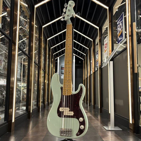 Trad_Master_Series_Beta_P5_(Surf_Green_Light_Aged)_02