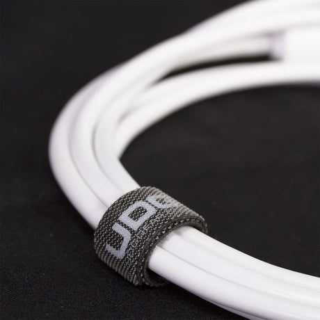 U98001WH_Ultimate_USB_Cable_3_0_CA_White_Straight_1_5m_06