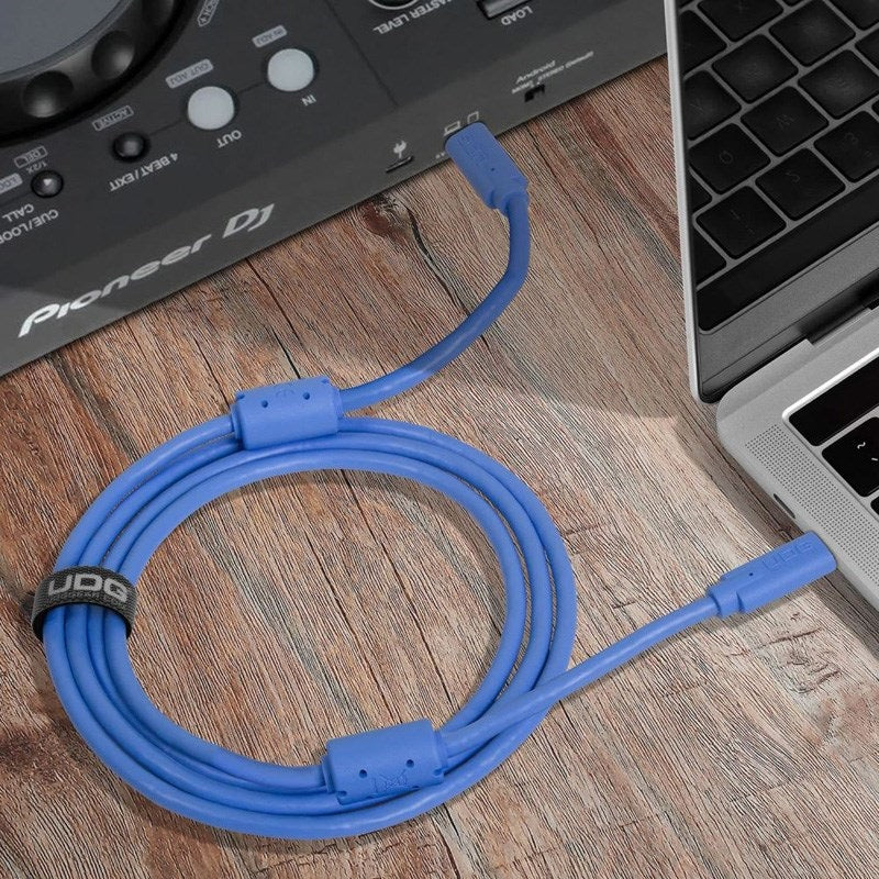 U99001LB_Ultimate_USB_Cable_3_2_CC_Blue_Straight_1_5m_06