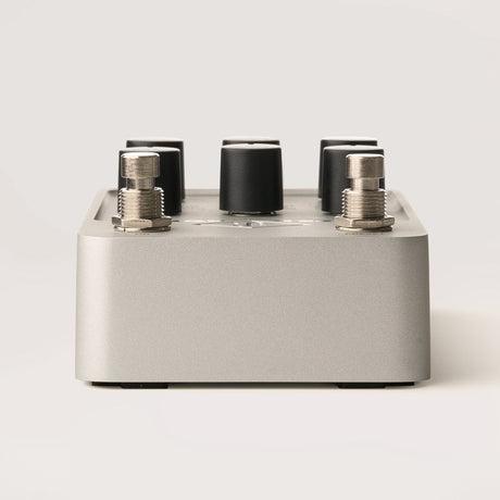 UAFX_Knuckles_(Universal_Audio)_preamp_03