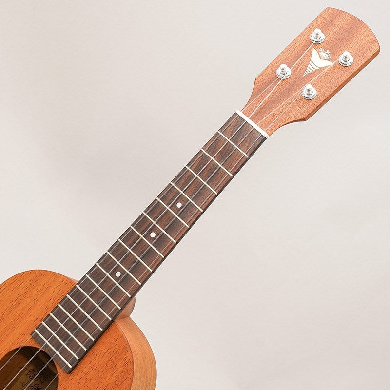 UC-M1_(Japanese-made_concert_ukulele)_by_K_Yairi_10
