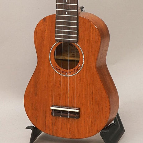 US-M3_[All-Solid_Wood_Soprano_Ukulele]_K__Yairi_01