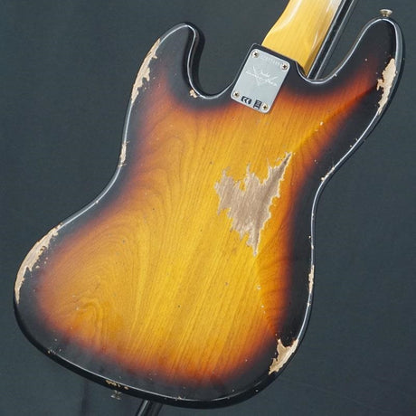 USED_1961_Jazz_Bass_Heavy_Relic_(Super_Faded_Aged_Bleached_3-Color_Sunburst)_02