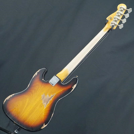 USED_1961_Jazz_Bass_Heavy_Relic_(Super_Faded_Aged_Bleached_3-Color_Sunburst)_04